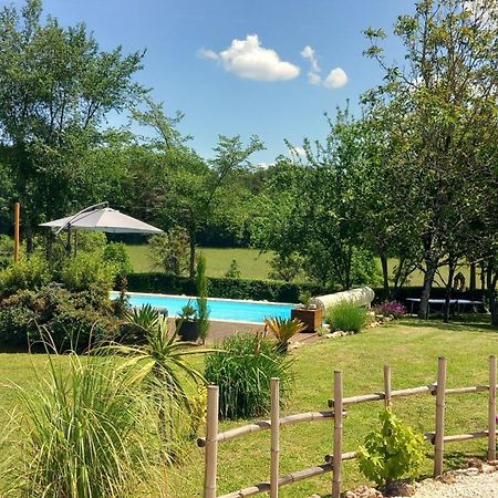 Lpc Dordogne Holidays - Le Petit Coin Lussas-et-Nontronneau Exterior foto