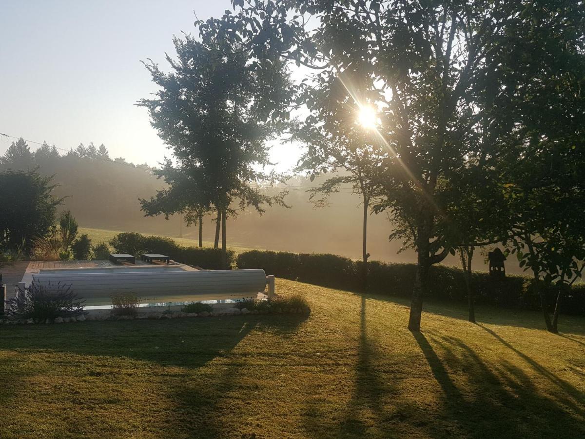 Lpc Dordogne Holidays - Le Petit Coin Lussas-et-Nontronneau Exterior foto